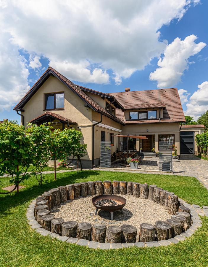 Bed and Breakfast The Good House - Hărman Exterior foto